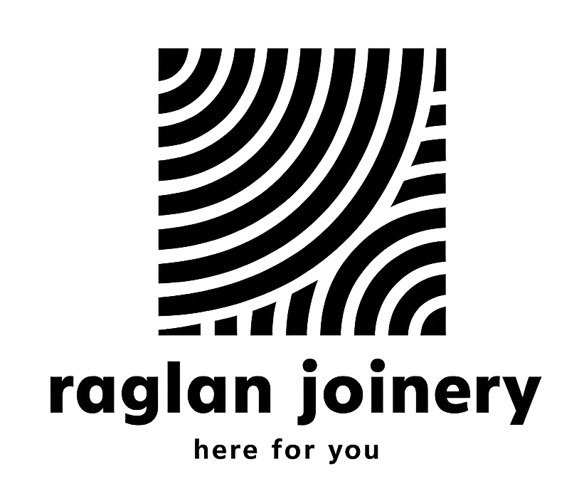 Raglan Joinery Logo